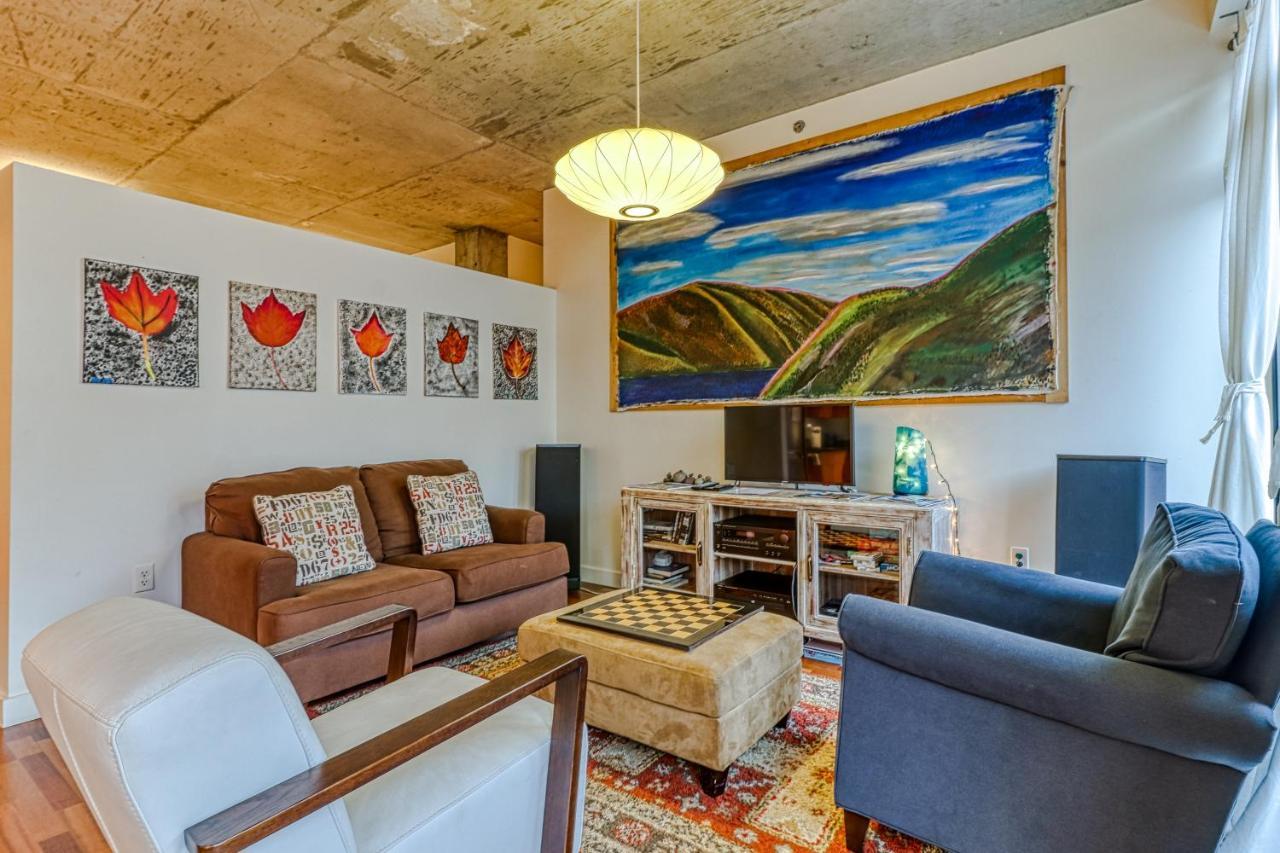 ホテル Oak Street Lofts フッド・リバー エクステリア 写真