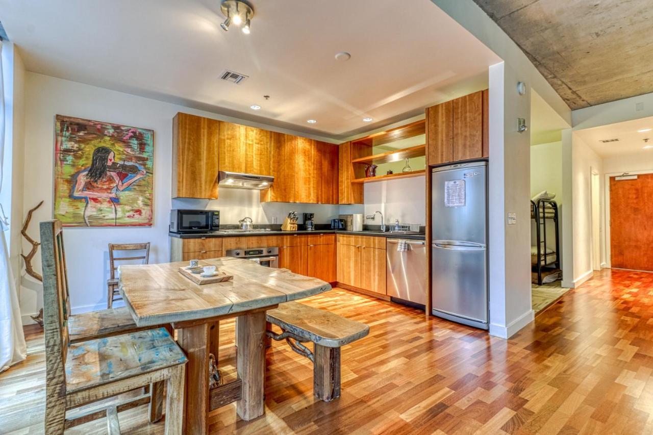 ホテル Oak Street Lofts フッド・リバー エクステリア 写真